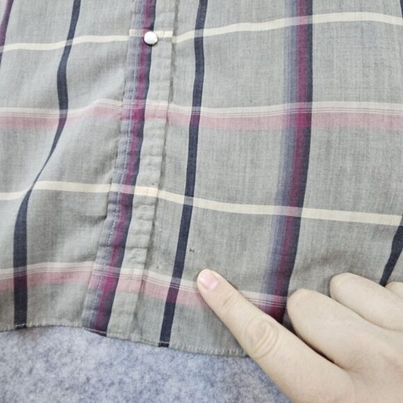 Ely Plains Men's XL Pearl Snap Short Sleeve Shirt Gray Windowpane WITH PINHOLES‎ - Picture 11 of 13